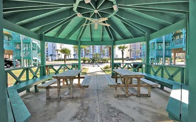 Sea Breeze by Youngs Suncoast