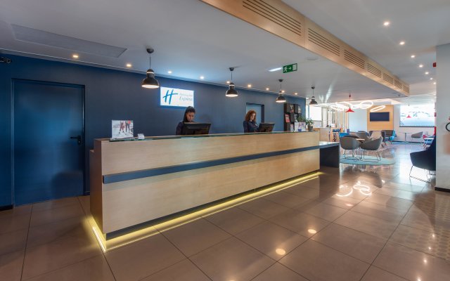 Holiday Inn Express Lisbon Airport, an IHG Hotel