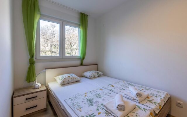 Stunning Apartment in Povile With Wifi and 3 Bedrooms