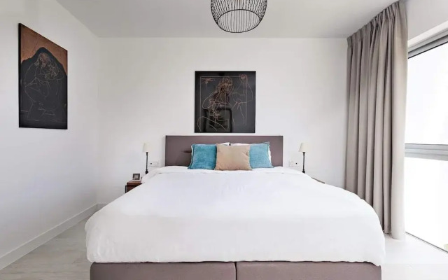 Alcazaba Lagoon, Brand New 2 bed Apartment