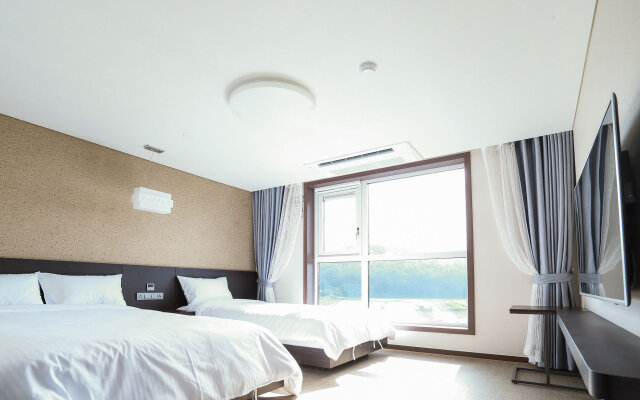 Jeju Stay in Seongsan Hotel