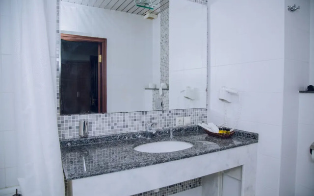 Caspian Ulduz Hotel