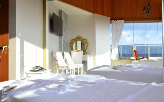 Alev Palace Otel