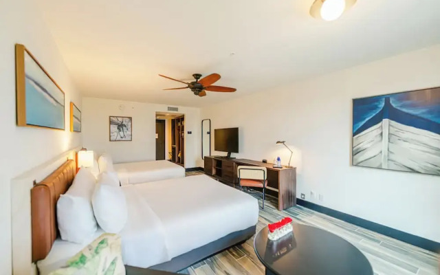 The Perry Hotel Naples