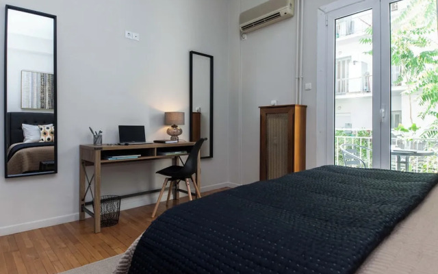 Fashionable Apt in Ano Kipseli w Balcony