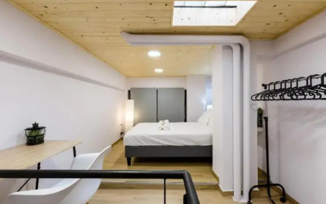 Heart of Athens Studio 25sqm