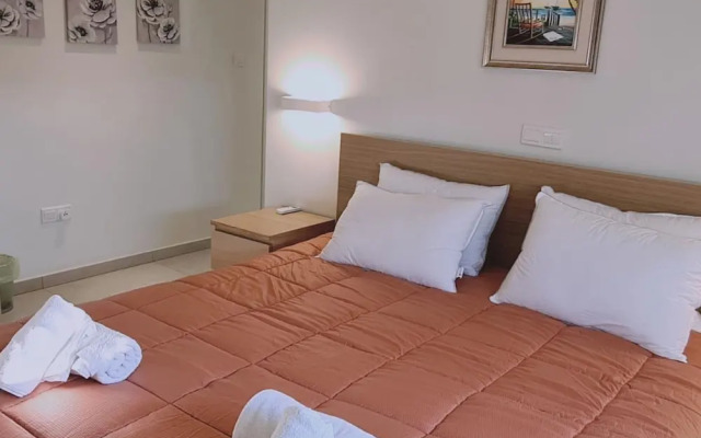 Stay Mediterranean Waves Apartment