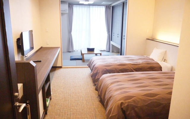 The Gran Resort Mikatagoko – Guest Rooms – Mihama