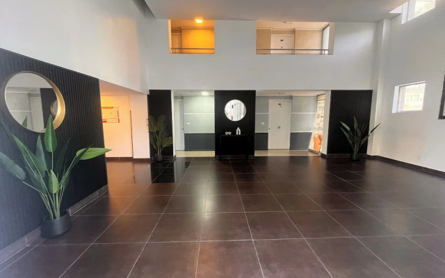 Oceana Suites Serrano