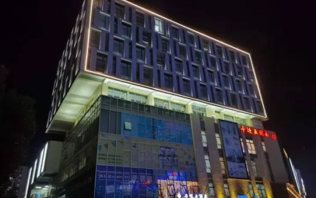 Shanghai Anyue e Hotel (Dianshanhu Avenue Subway Station)