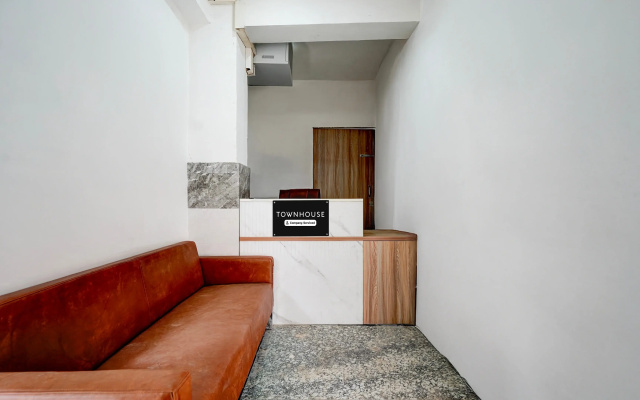 Townhouse Sector 18 Udhyog Vihar