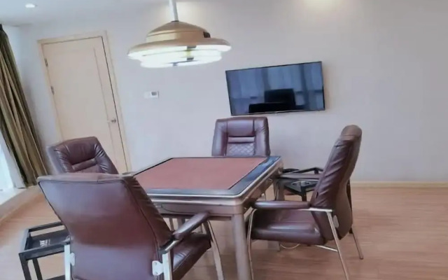 Vienna Hotel (Xupu Wanda Plaza)