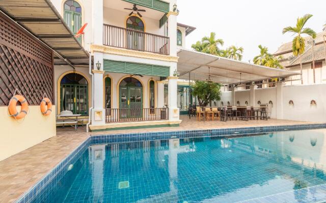 Cheva Gallery Boutique Hotel