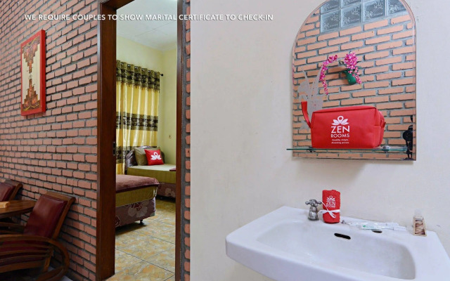 ZEN Rooms Antapani Syariah