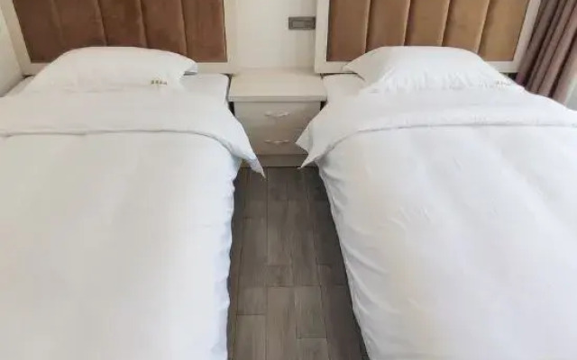 Shennongjia Warm Inn
