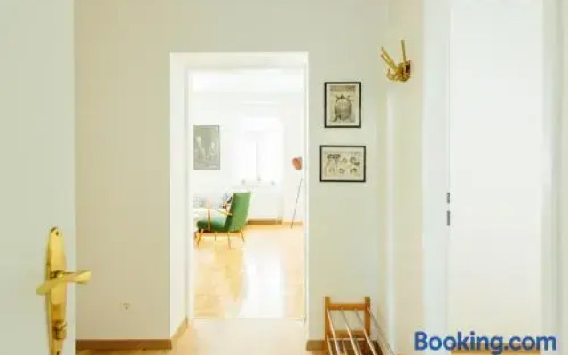The newPAST Apartment