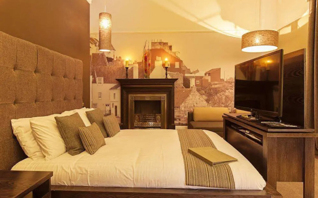 Rooms & Suites Picardy Place