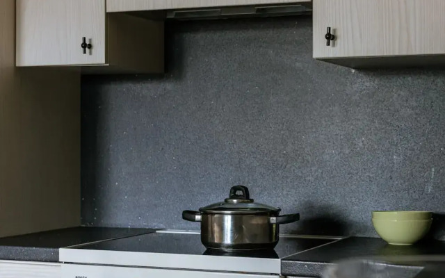 BE MID Cyri 16-00 02