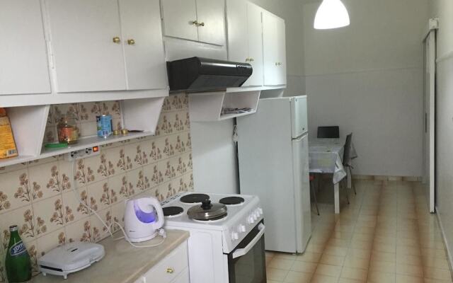 Sunsetia Apartment