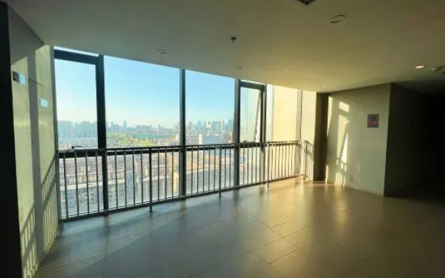 Laile Apartment (Beijing Liyuan Branch)