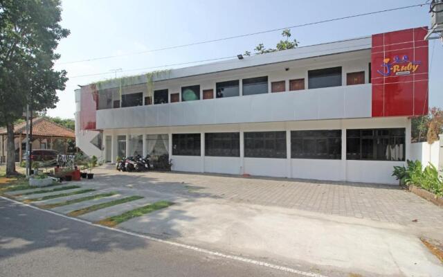 RedDoorz @ Jalan Ringroad Selatan