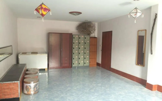 Domingo Hostel Phangan