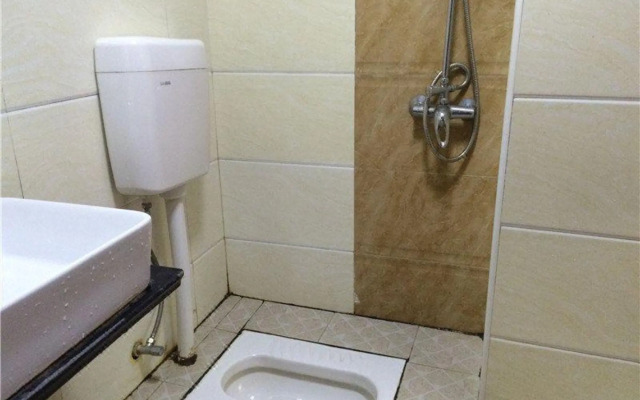 Gangfu Business Hostel