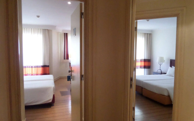 The Navigator - Palm Oasis Alvor