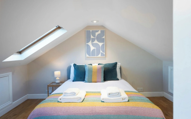 VESTO Three Bedroom Apartment in Clapham