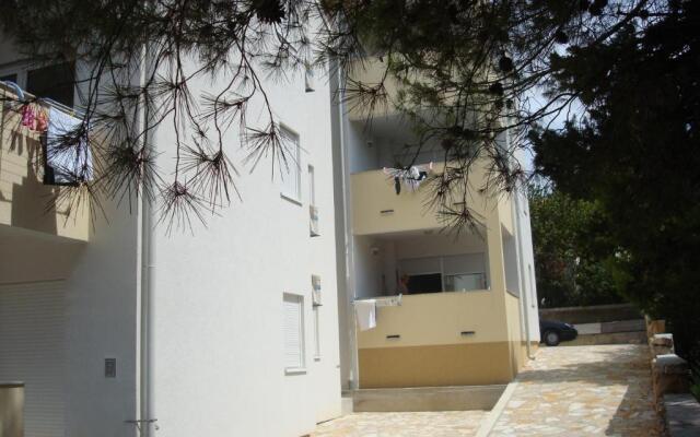 Apartments President