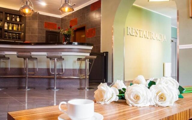 Hotel Brochów