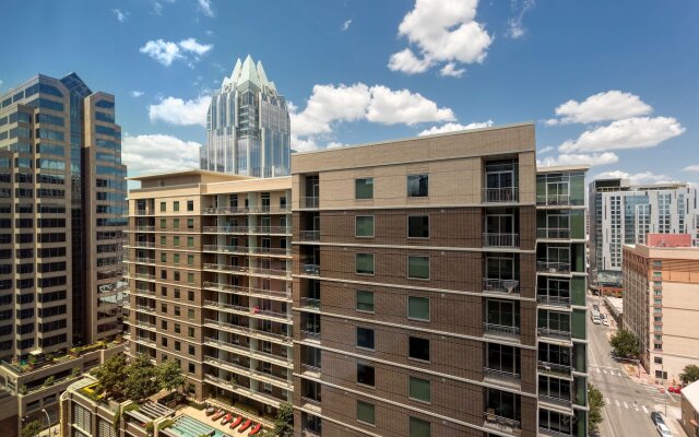 Hyatt Place Austin Downtown