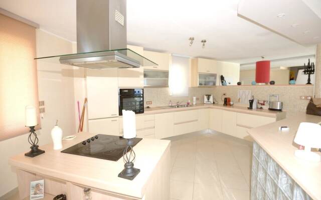Villa With 3 Bedrooms in Ville-di-pietrabugno, With Wonderful sea View