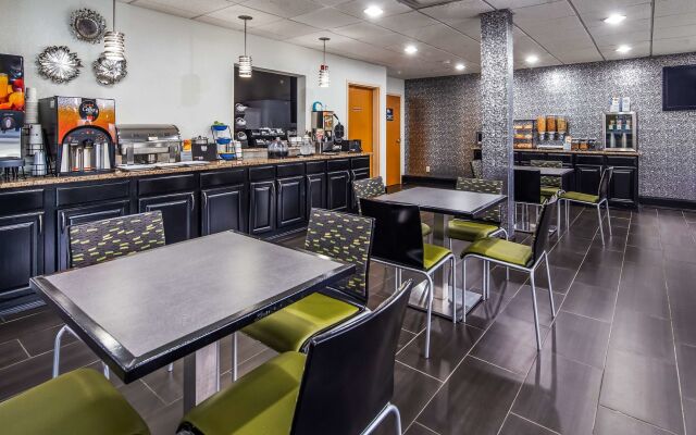 Best Western Commerce Inn