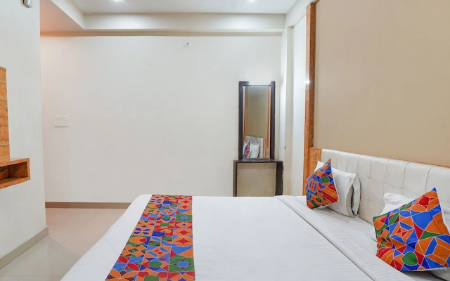 Fabhotel Bliss Inn