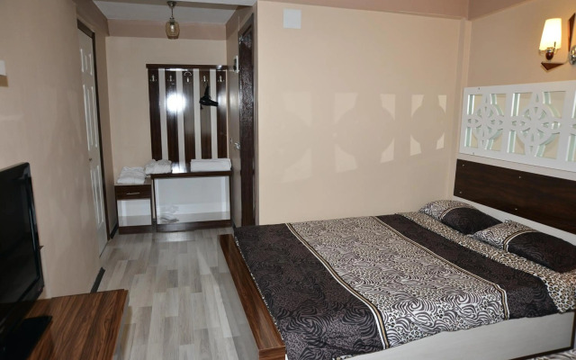 Ozbay Hotel