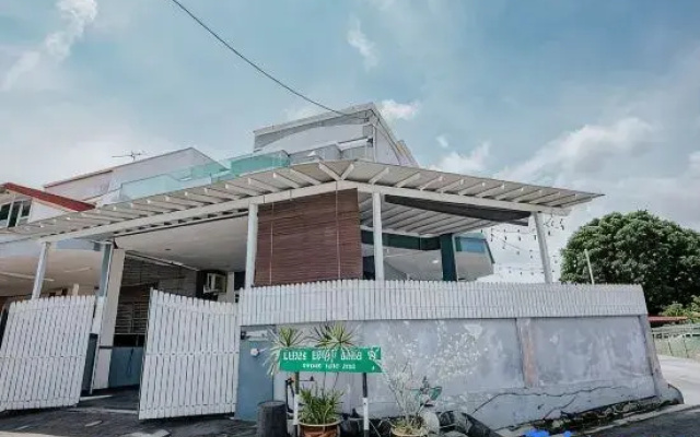 Ipoh 27 Private Pool Villa 4B3B by Verve@16 pax