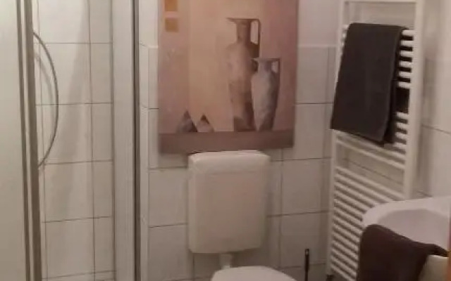 1-Raum Wohnung Eiche