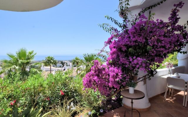 Luxury Apartment With Breathtaking Sea View Surrounded By Palm Trees