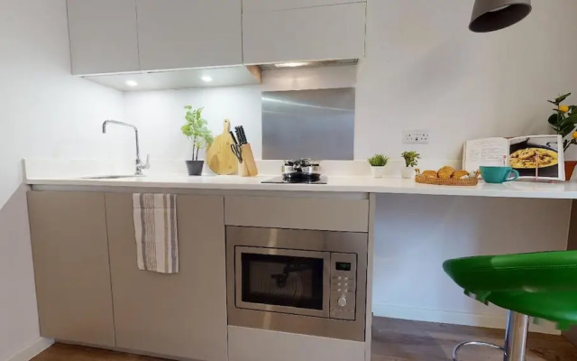 Student Only Studio with Kitchenette