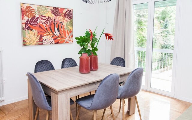 Elegant apt in Kifisia