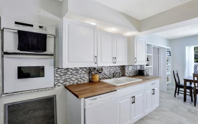 Skylark Avenue Pool Home