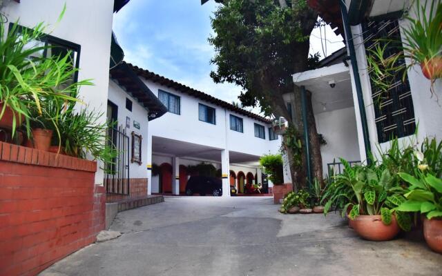 Hotel Abril
