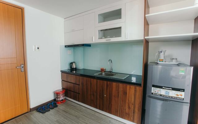 Royal Lion Hotel and Apartment
