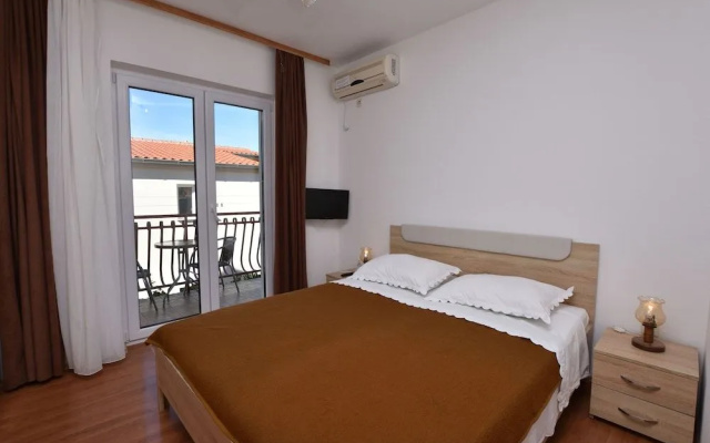 Apartments And Room Kiko