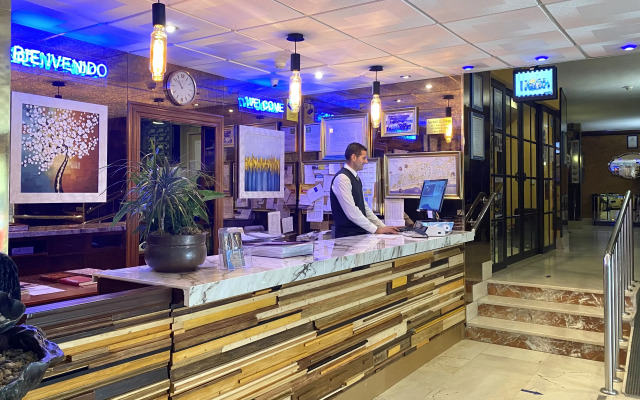 Apartamentos La Jabega