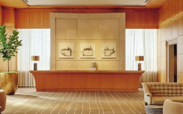 Four Seasons 1br Suite