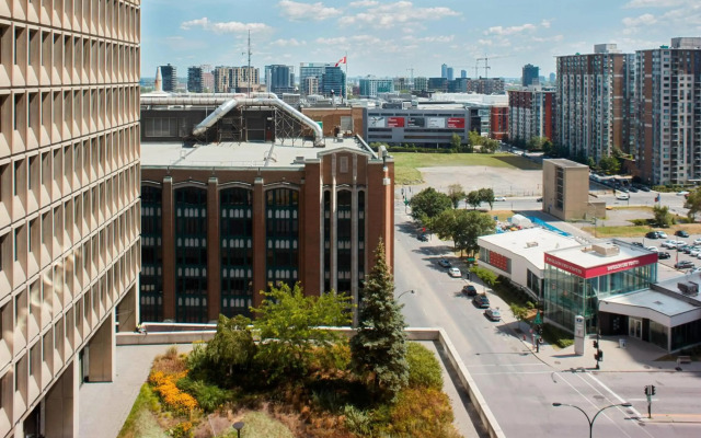 Montreal Marriott Chateau Champlain