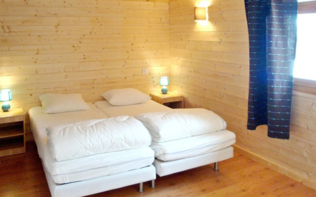 Chalet With 6 Bedrooms in Saint-jean-d'aulps, With Wonderful Mountain