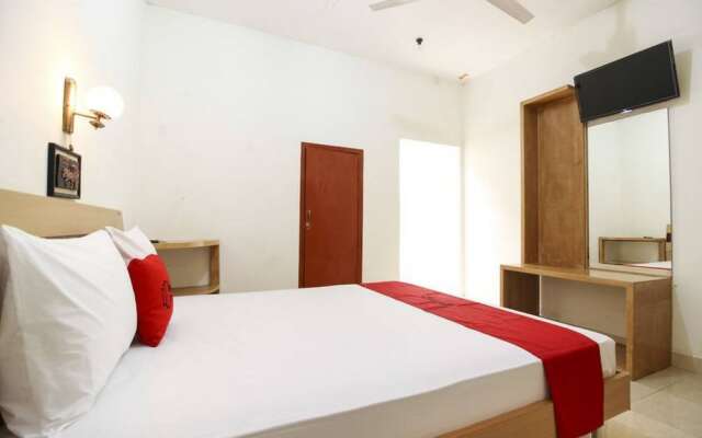 RedDoorz Syariah @ Jalan Menteri Supeno